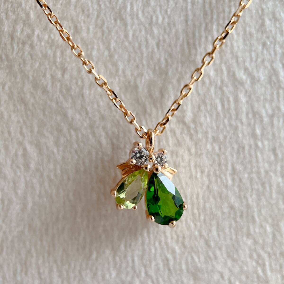 天然ペリドット＆ダイオプサイト　ベルペンダント　silver925製