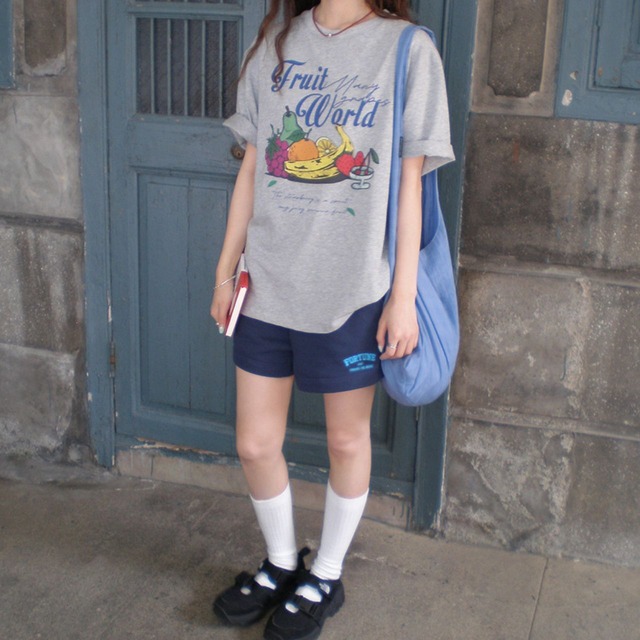 フルーツグラフィックレトロレタリングTシャツ 2col R02405