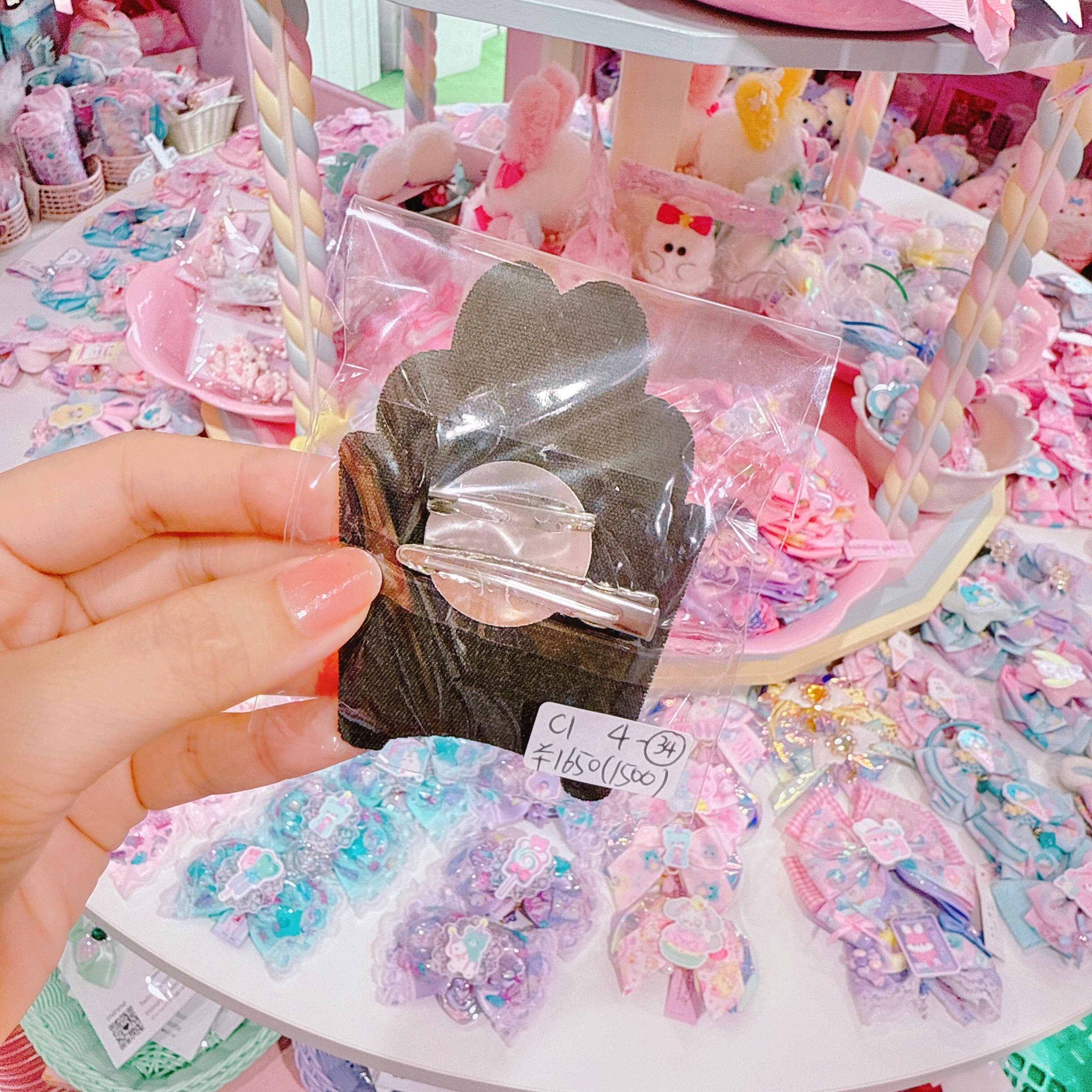 【C1】4-34クリップブローチ