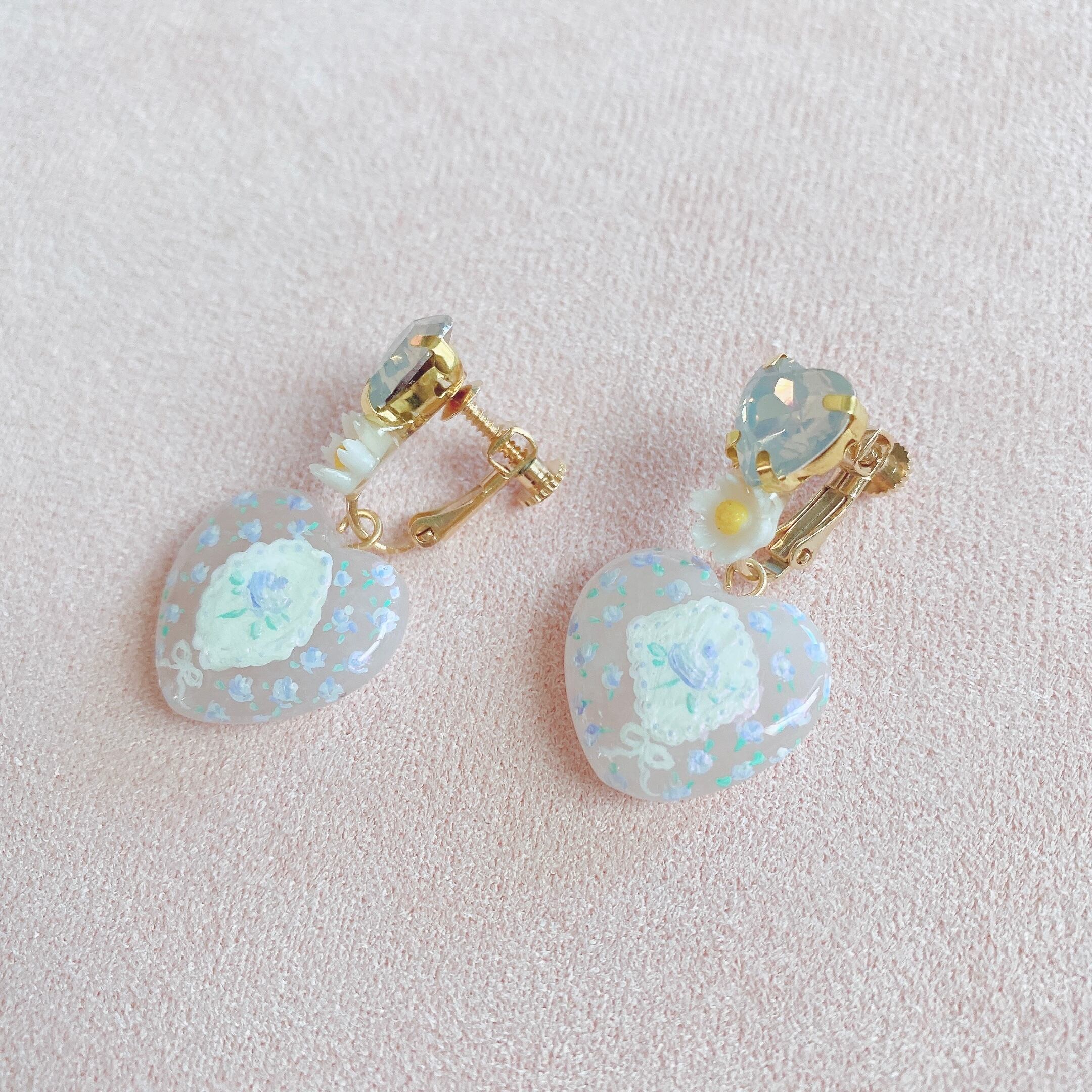 レディハンカチ耳飾りhandkerchief floral hand painted earrings（Blueイヤリング）