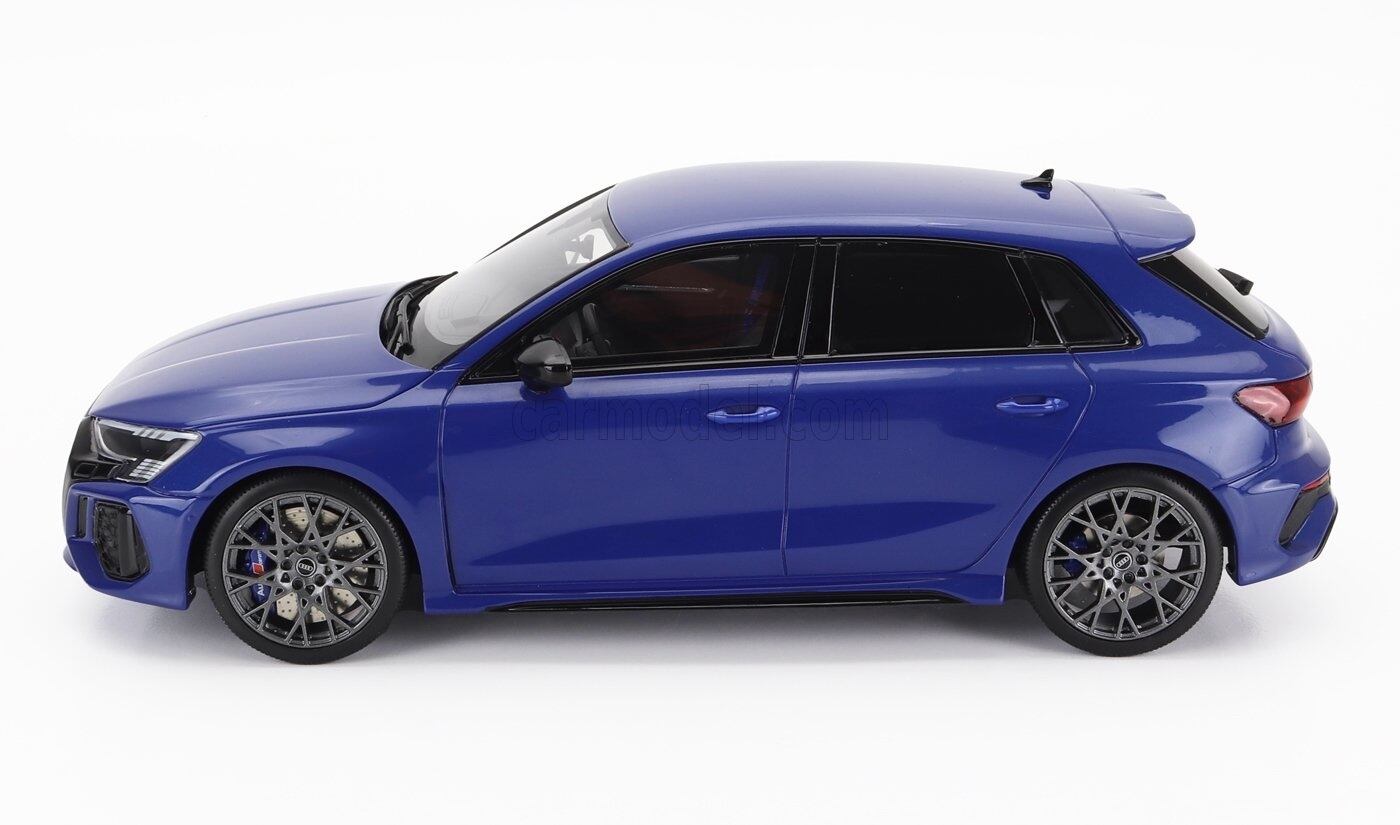 ミニカー 1/18 アウディ A3 RS3 GT-SPIRIT 1/18 AUDI A3 RS3 SPORTBACK
