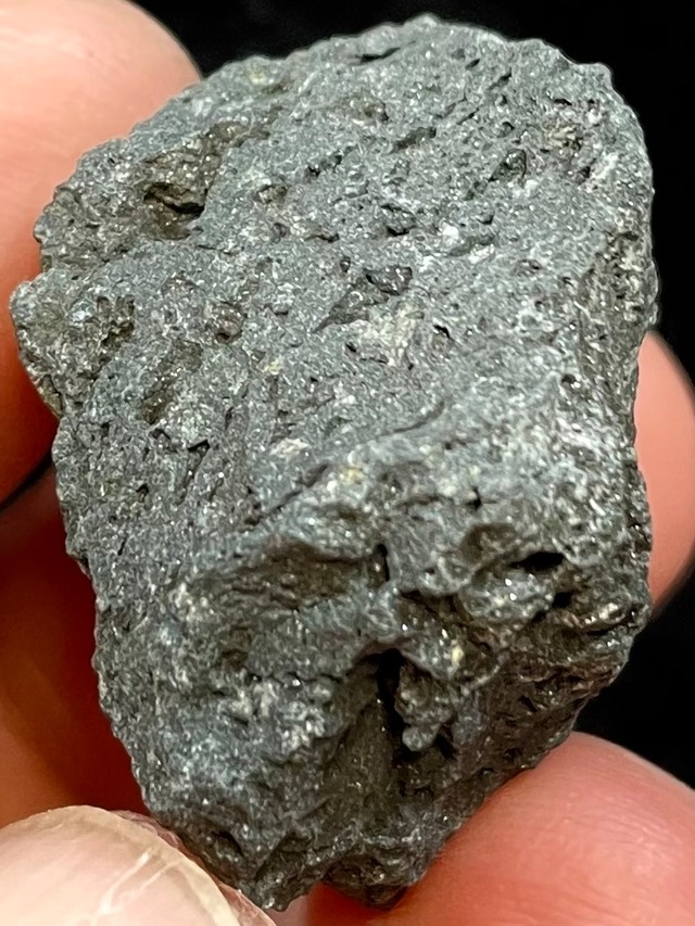 11) 霊峰「富士山溶岩原石」小型