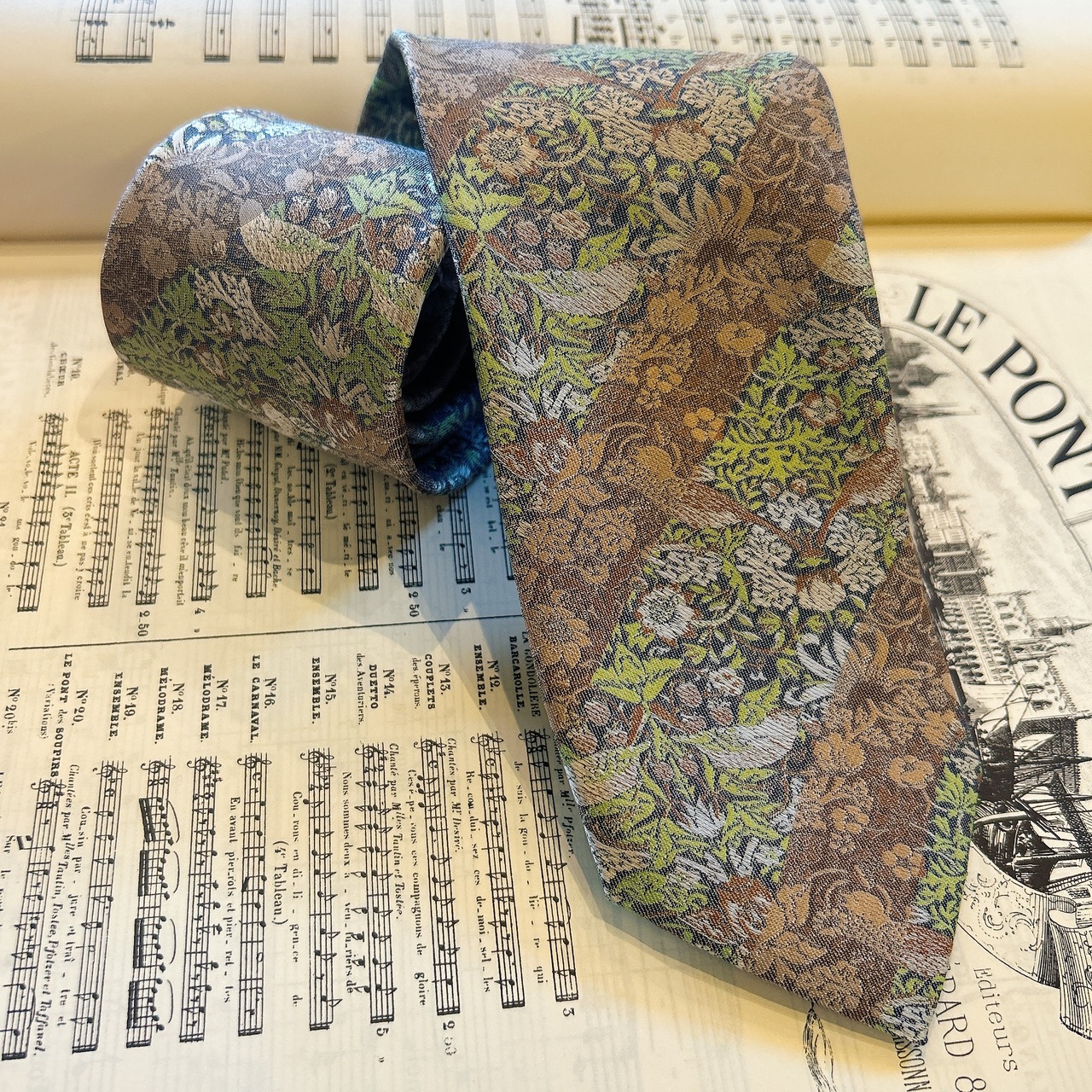 ［William Morris］ネクタイ　いちご泥棒　ブラウンストライプ