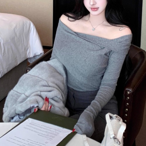 クロスデザインネックトップス ・13025