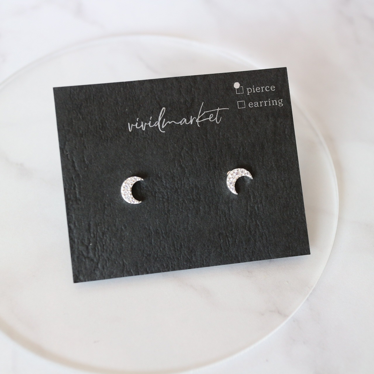 キラキラの月こつぶシルバーピアス