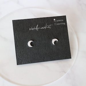 キラキラの月こつぶシルバーピアス