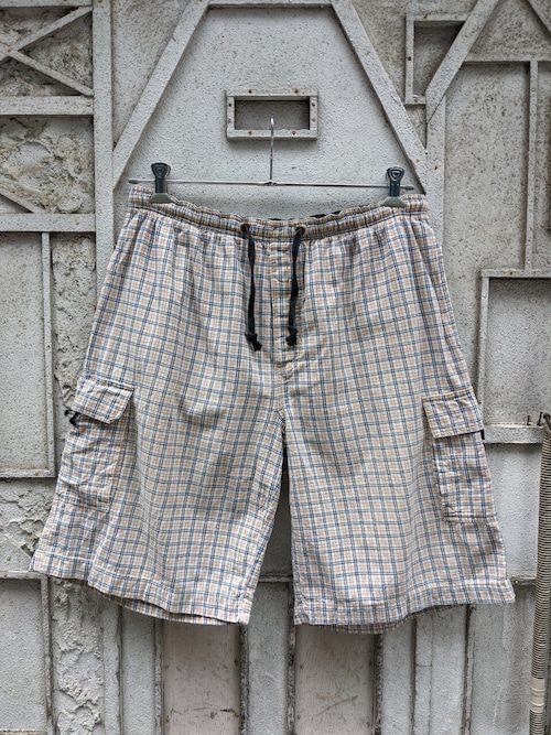 ''WEEKENDS'' check easy cargo shorts