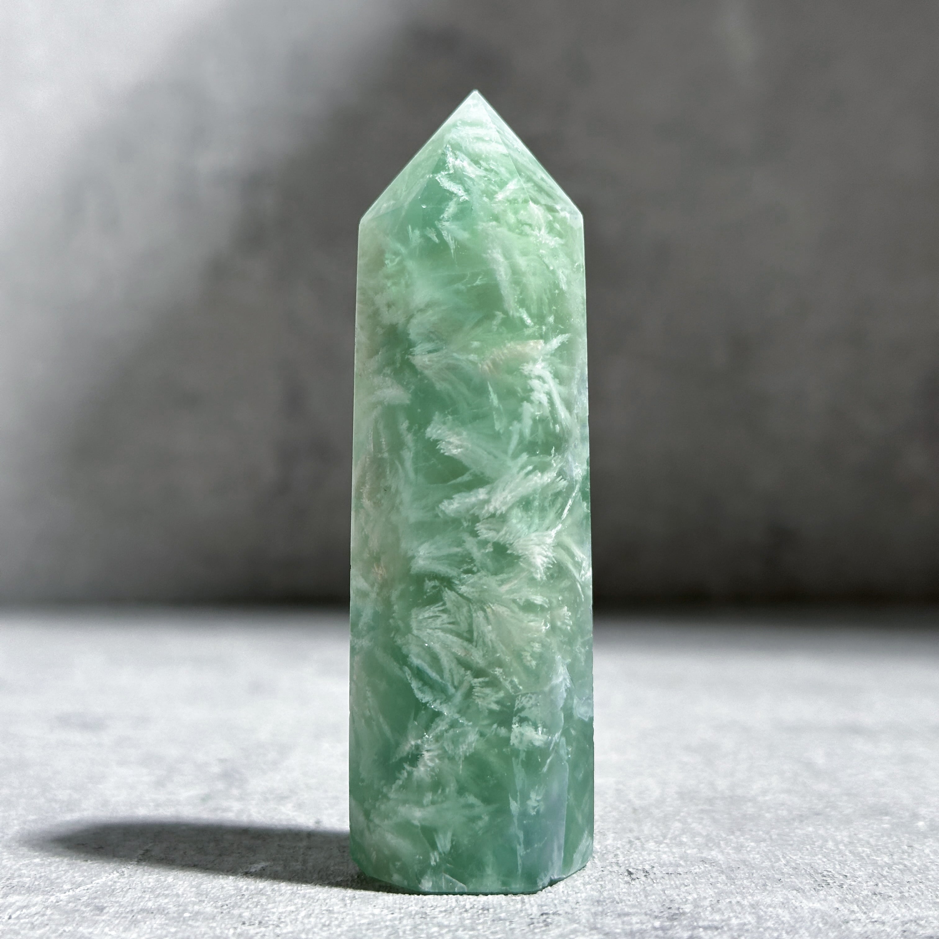 エンジェルフェザーフローライトタワー型 87◇ Angel Feather Fluorite