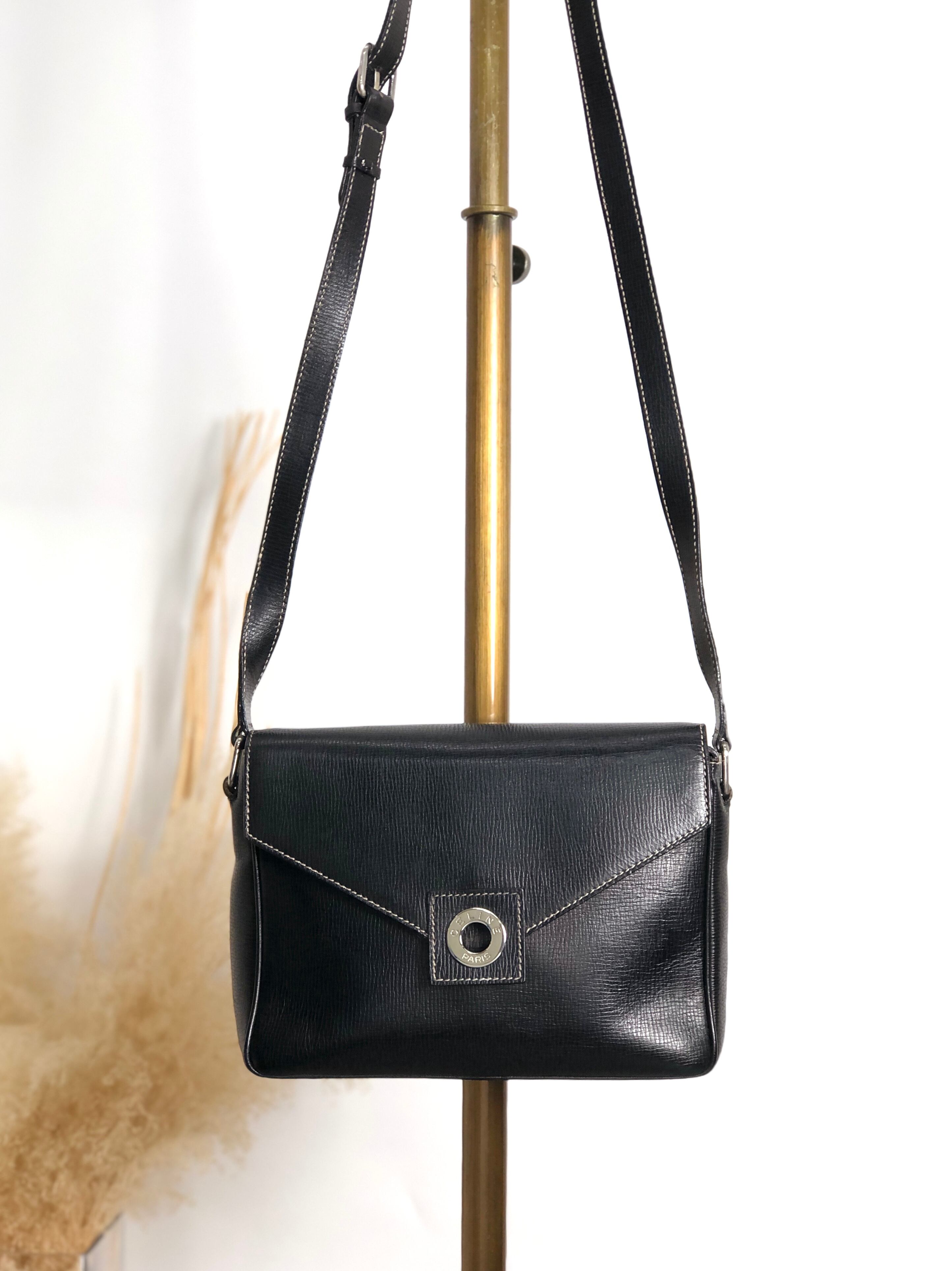 CELINE セリーヌ ショルダーバッグ ブラック サークルロゴ レザー vintage ヴィンテージ オールド e3r52b