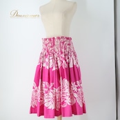 フラダンス 衣装 パウスカート エムエムジェイ ピンク系 MMJ 日本製 ツーカラー ティアレ柄 プルメリア柄 モンステラ柄 シングル かわいい 華やか 鮮やか 明るい 白 ハワイアン アロハ ハワイアンプリント フラ ダンス レッスン 練習 おしゃれ