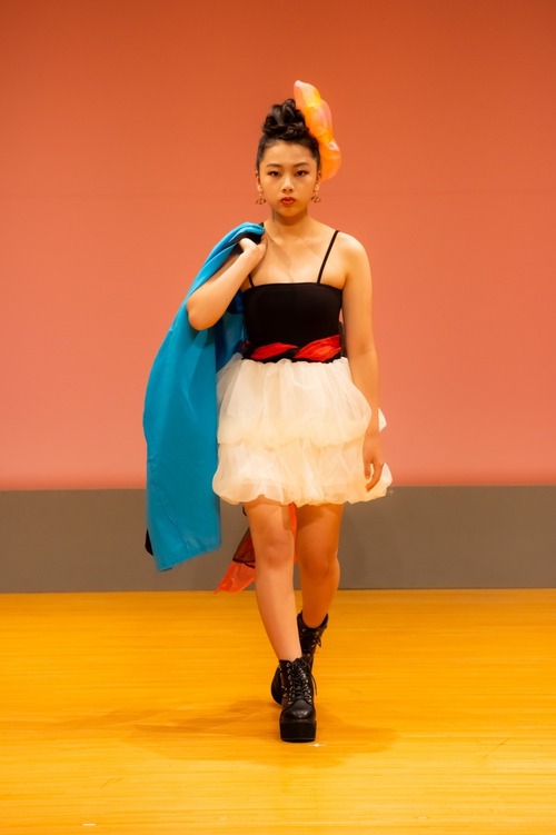 オーガンジーフリルスカートキャミワンピ