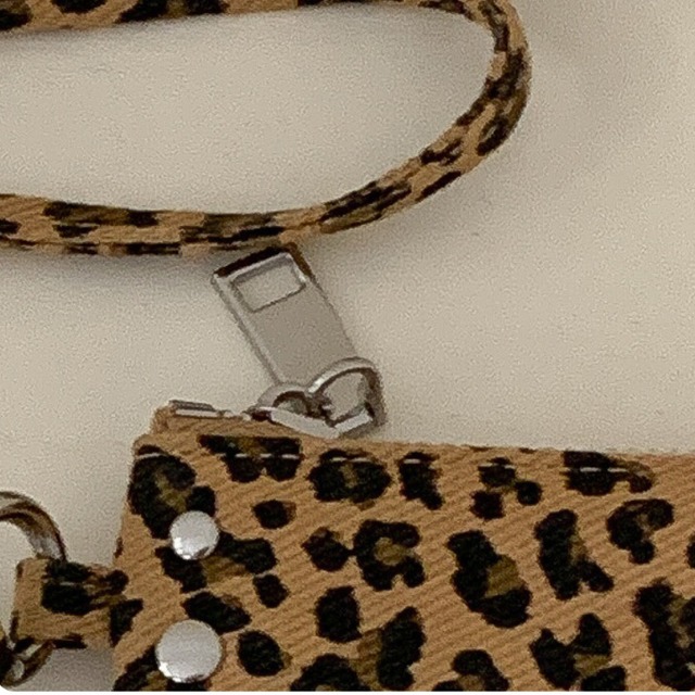 studs card case　J00233