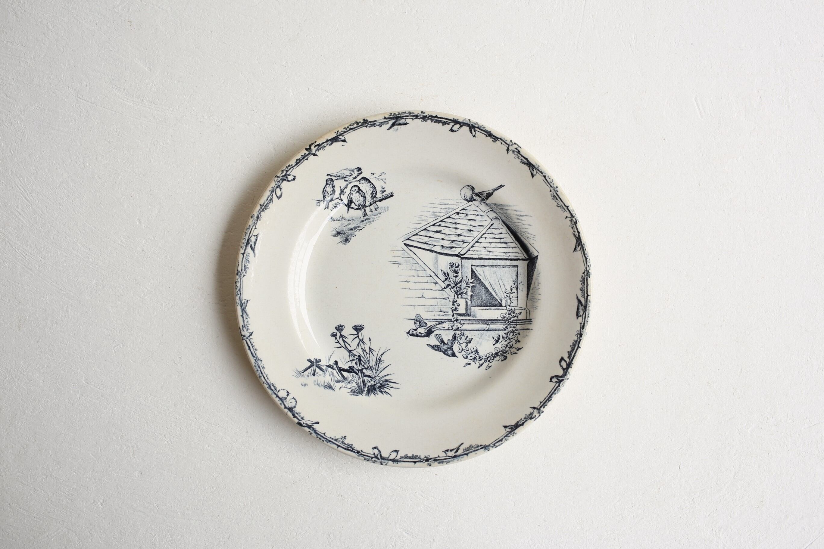 フランス アンティーク Choisy le Roi ショワジールロワ 小鳥のガーランドのプレート 直径約23.4 N-04651