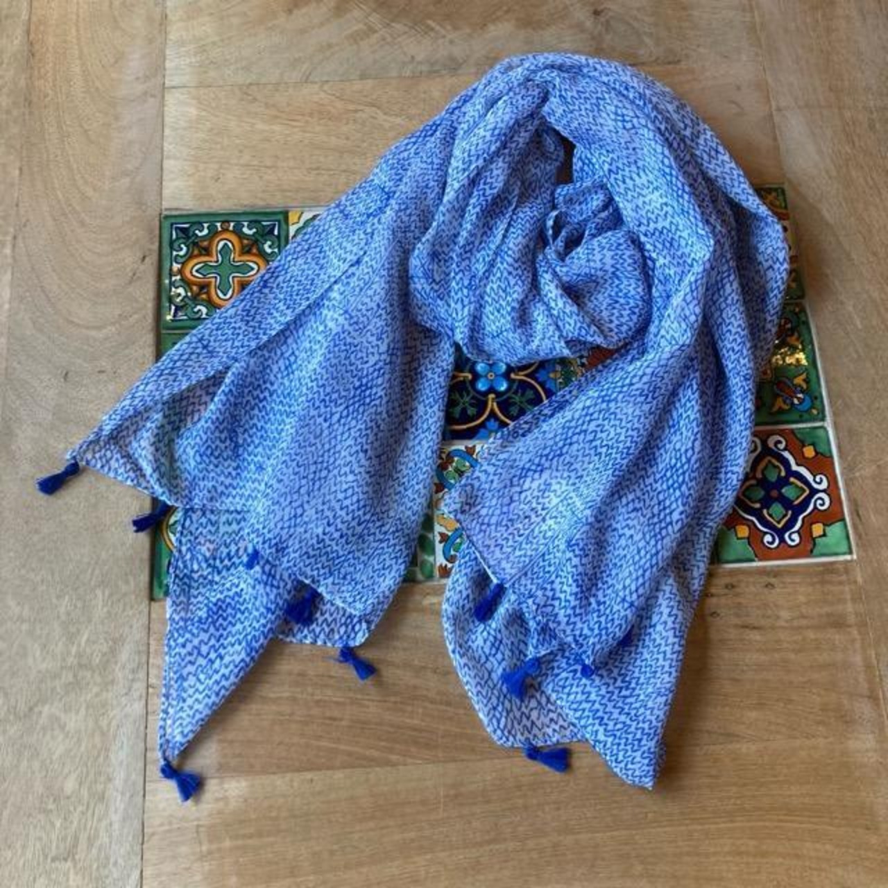 TOPANGA Accessory　スムースタッセルビッグストール　Surface　ブルー　スカーフ　ショール　マフラー　大判ストール　羽織　薄手　フリンジ　冷房対策