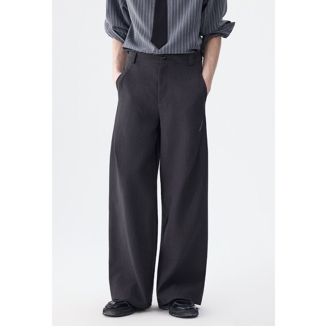 Embroidered casual pants(MT1503)