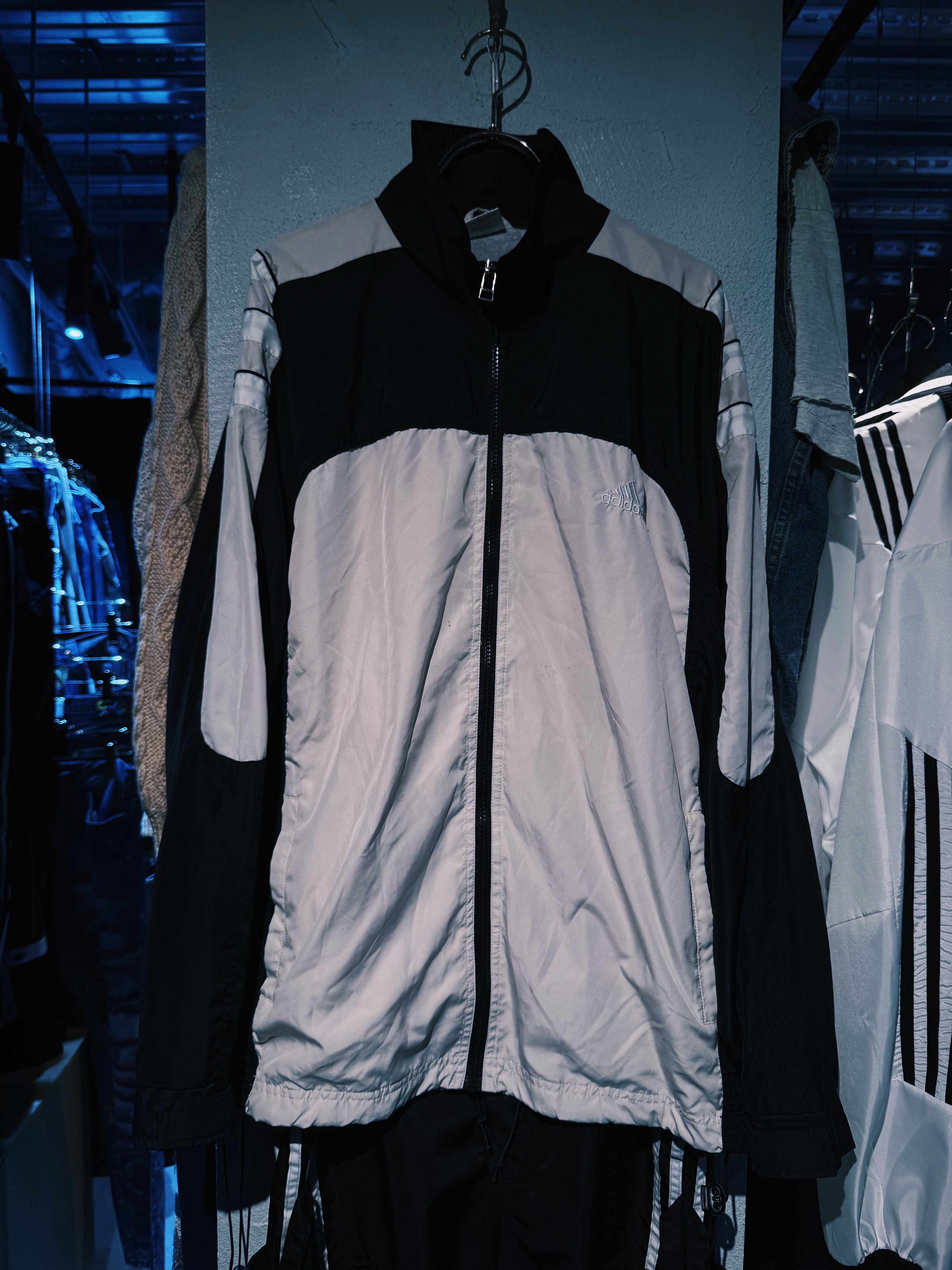 【D4C】80's vintage "adidas Originals" switching design track jacket