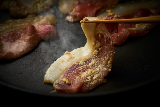 “美味しいとこだけ” 天然猪ロース スライス（塩麹/味噌/プレーン）300g/木更津ぼたん Steak haché 450g_岡田修謹製【6人前_ギフトBOX仕様】