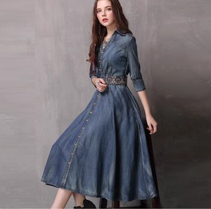 【送料無料】 ロングワンピ 長袖 Vネック Aライン フレア プルオーバー ボタン 薄手生地 デニム 可愛い 大人可愛い きれいめ シンプル カジュアル コンサバ 華やか 大人 おしゃれ 主役級 こなれ感 高見え ガーリー 柄 秋 レディース 女性用 ママ 20代 30代 40代 デート お出かけ 女子会 お呼ばれ 休日 お茶会 授業参観 普段使い ファッション コーデ スタイル 楽ちん 体型カバー 美脚 脚長 定番 着痩せ 垢抜け ママ服 ブルー 大人カラー