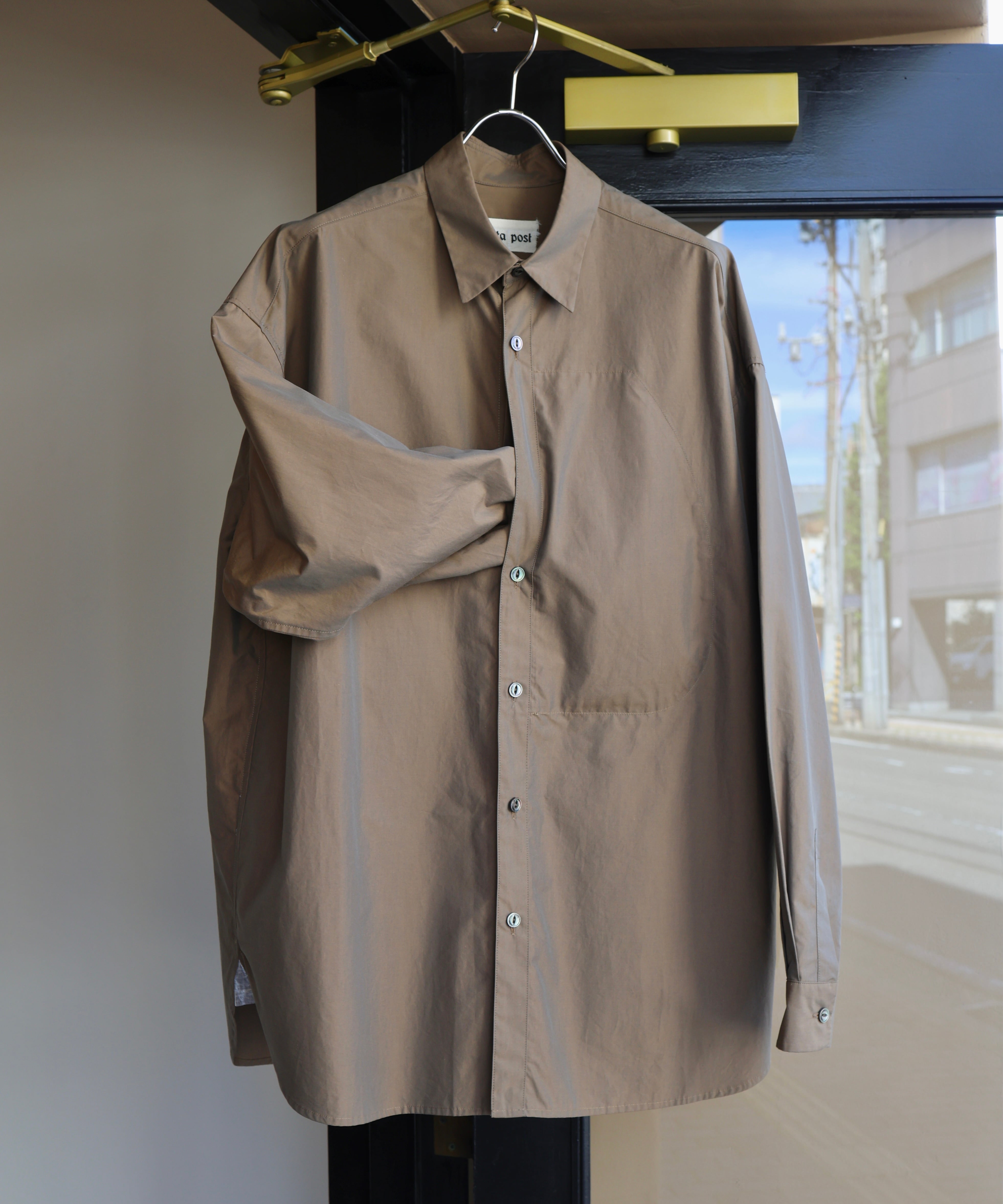 beta post / B02LESH-05 FLY FRONT POCKET OVER SHIRT (KHAKI