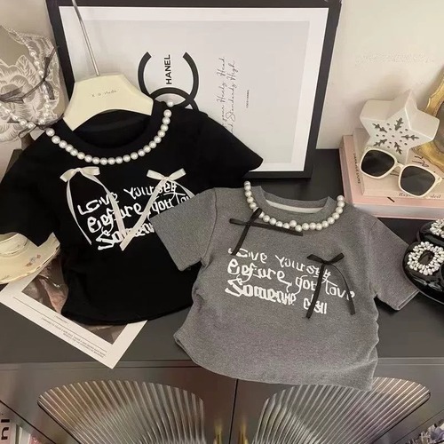 【90～140】全2色ネックパールリボンプリントTシャツ