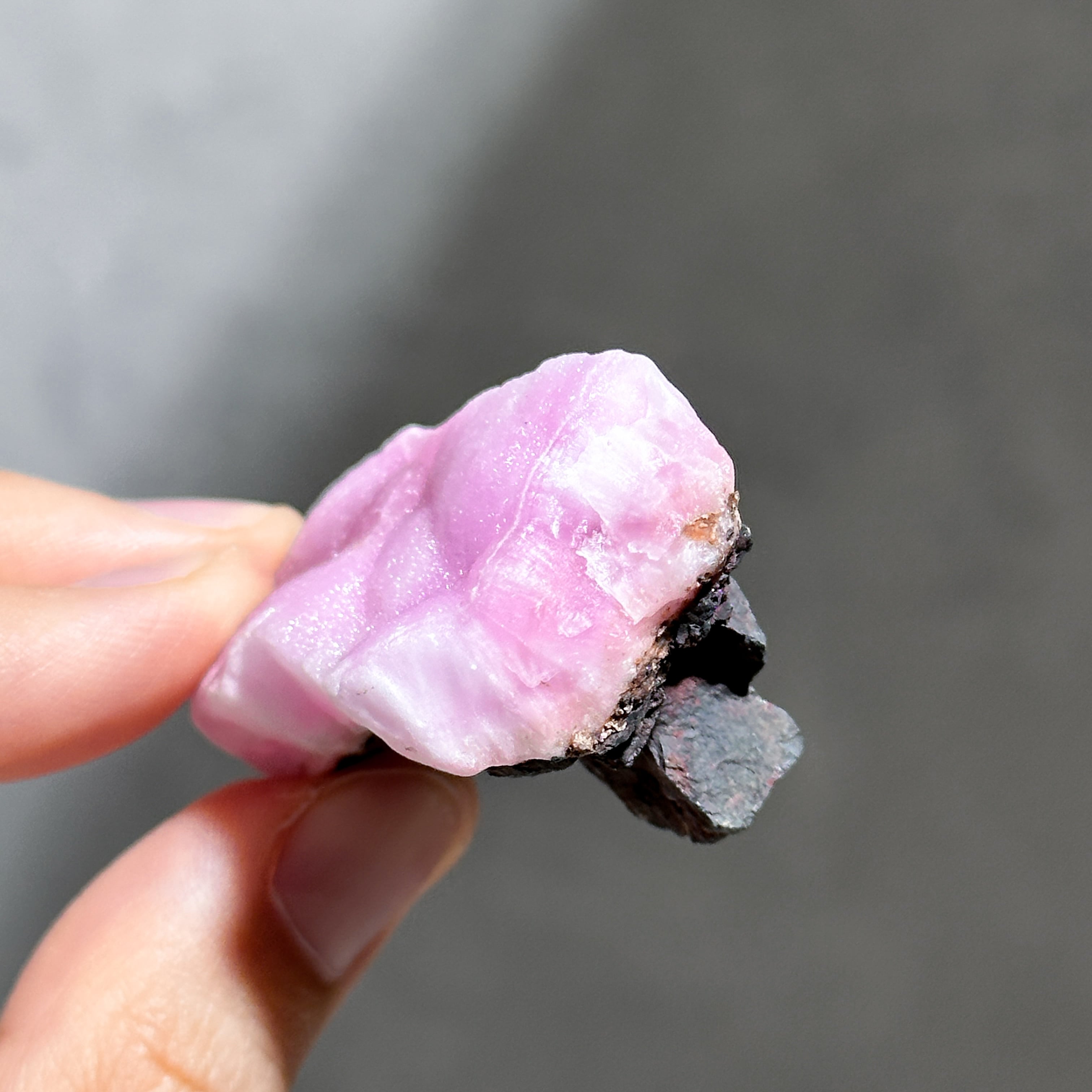 ピンクアラゴナイト 原石 22◇ Pink Aragonite ◇天然石・鉱物