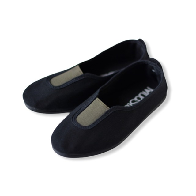 〈 La Cadena 〉GIMNASIA   PANEL COLOR SLIP ON  BLACK × OLIVE  15-16.5cm