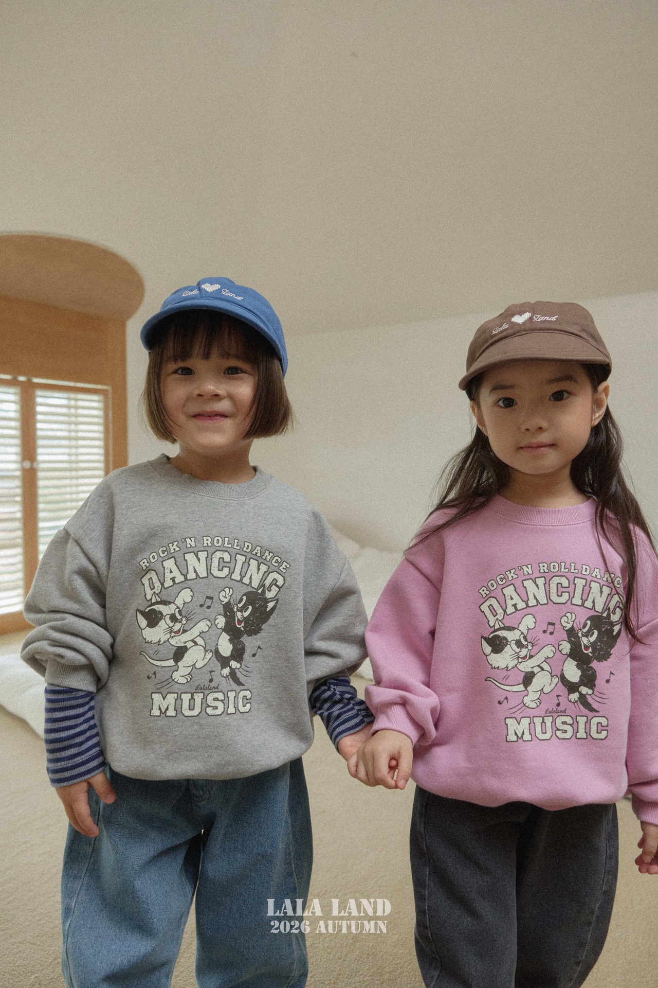 韓国子供服 / LALALAND / 26Autumn / ダンシング キャット スウェット / 秋服 / キッズ *XS~XL*