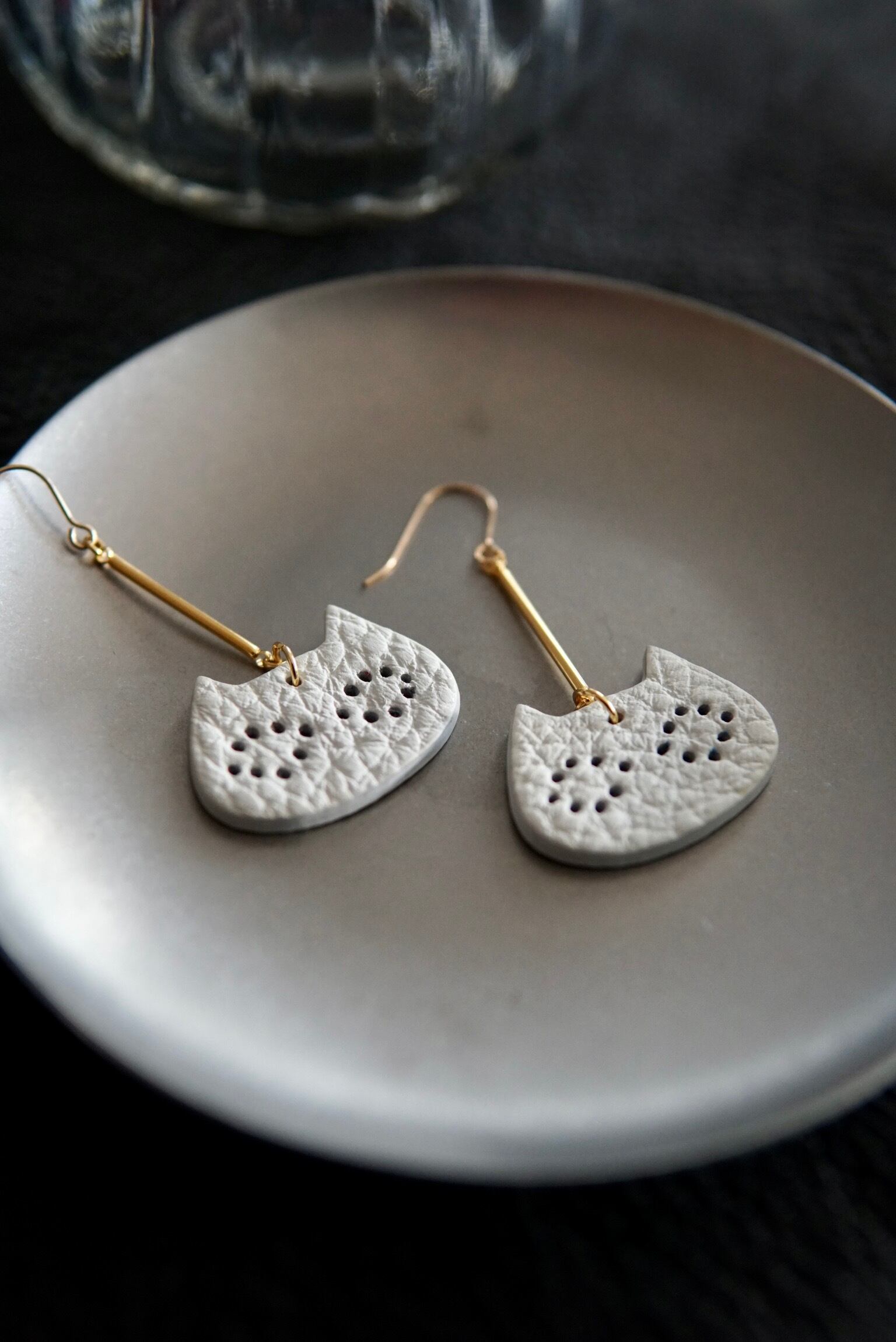 ミトオシのよいネコ（14kgf レギュラー WHITE）