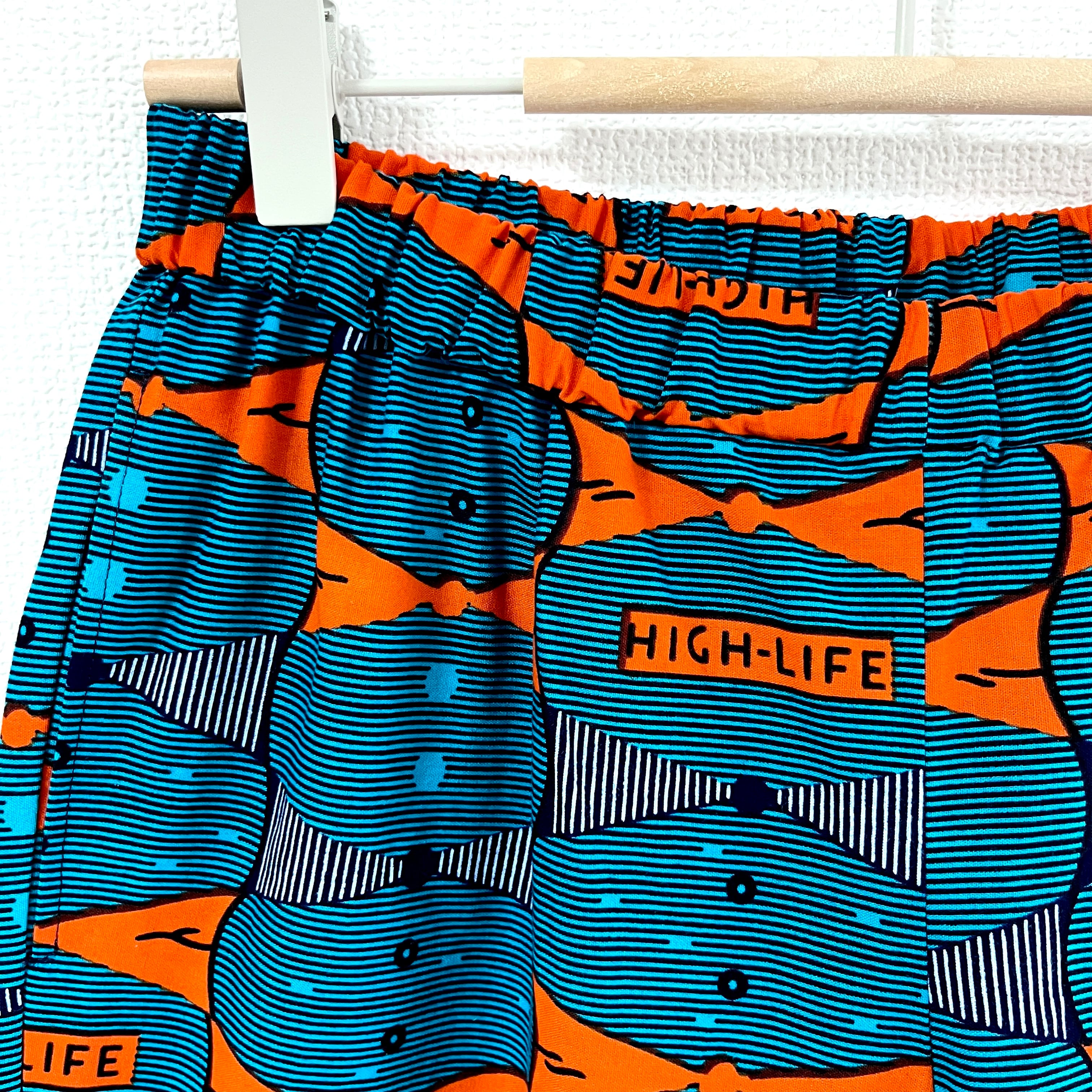 テーパードパンツ／ユニセックス／アフリカンプリント／High