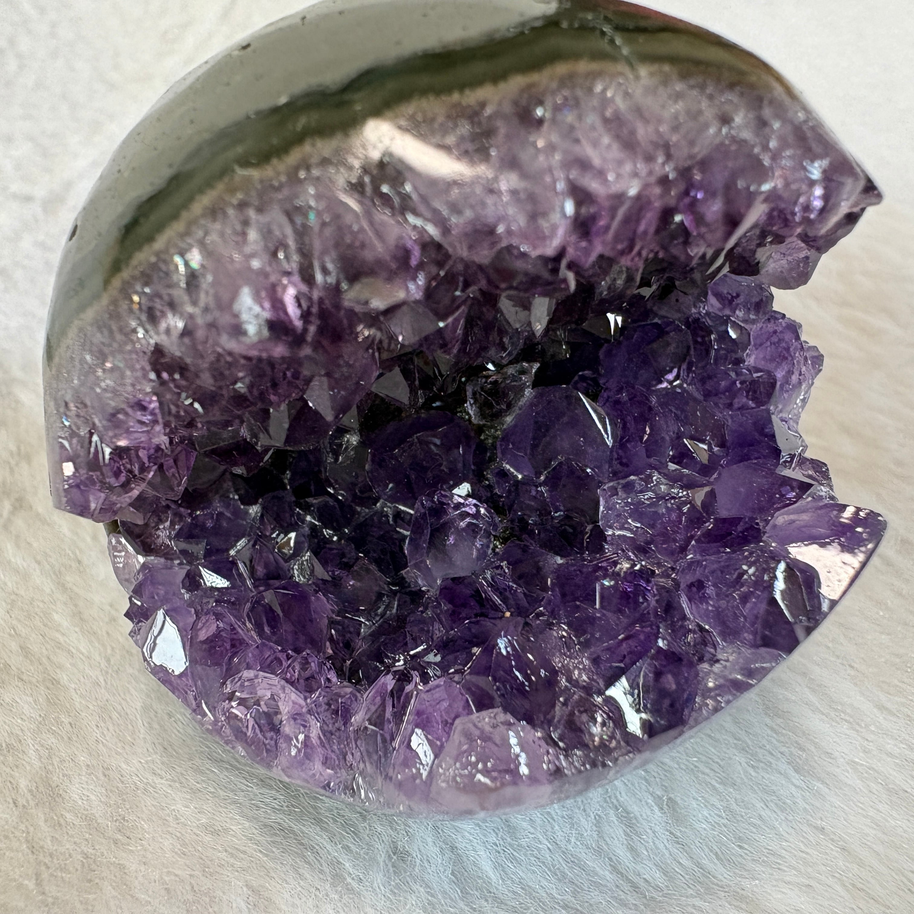 ④ウルグアイ産 アメジスト笑口（わらいぐち）原石｜濃紫結晶・直径4.5