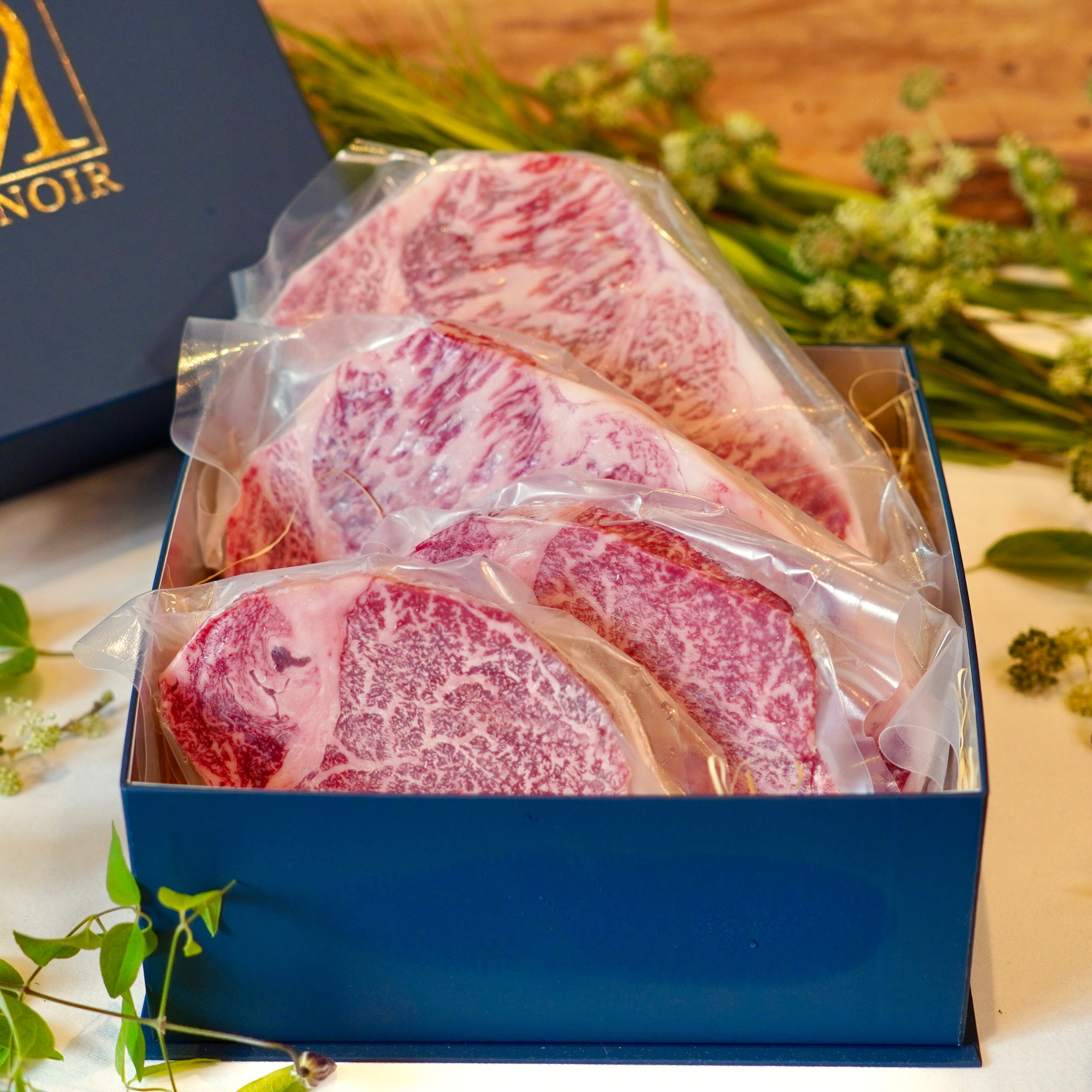 熊野牛ロース0g 2枚と熊野牛フィレ肉150g 2枚のスペシャルセット 送料無料 Manoir Labo