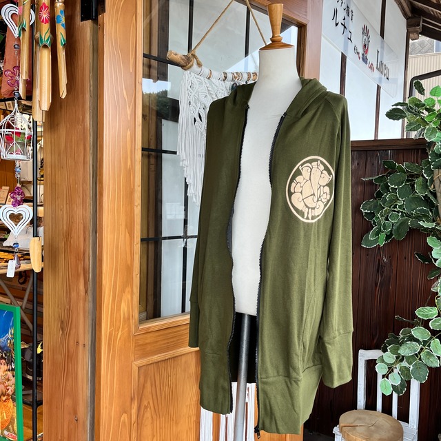 エスニック柄パーカー