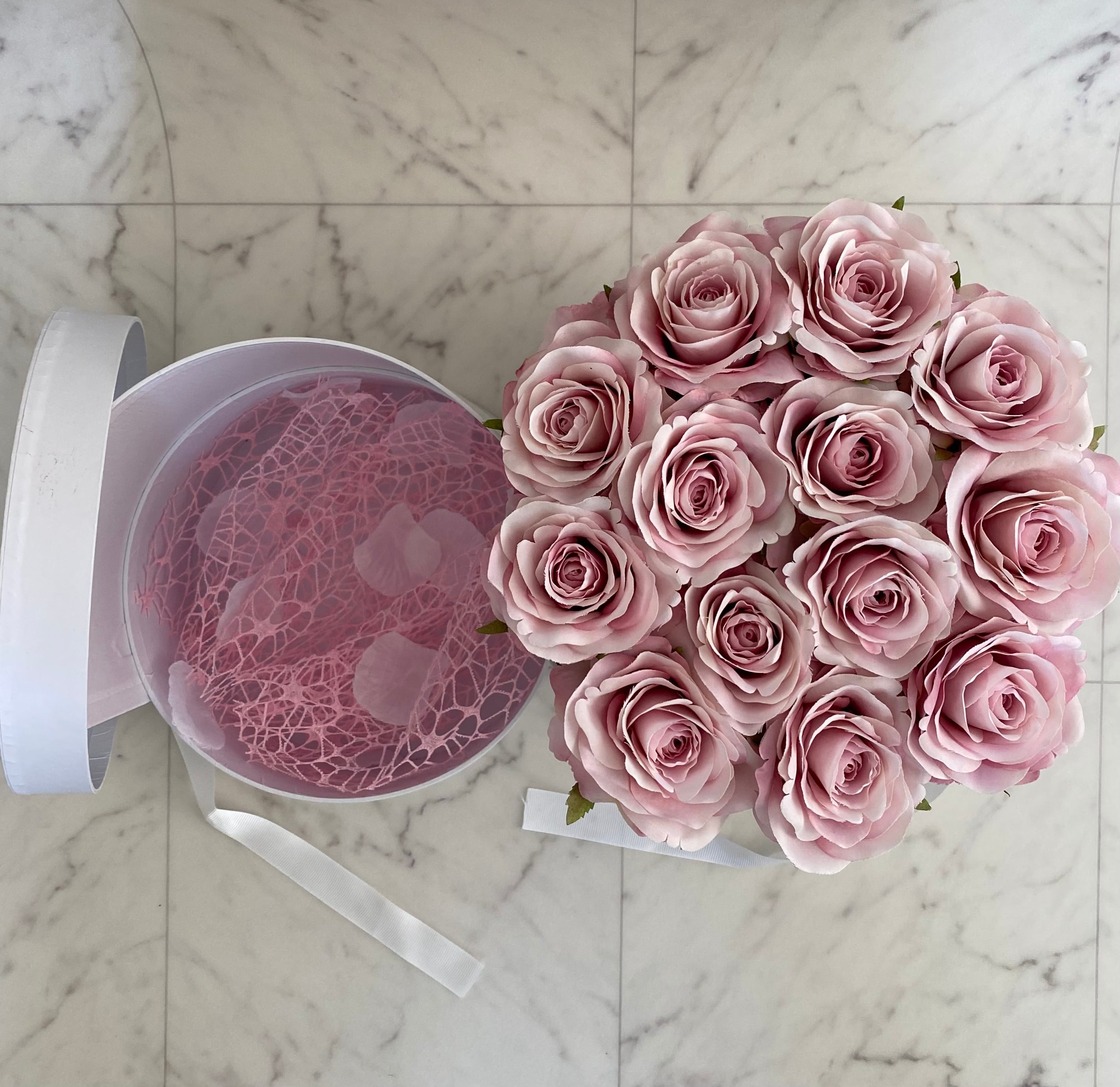 ROSE GIFT BOX ホワイト（2段スライド） | SELFISH CAKE Onlineshop