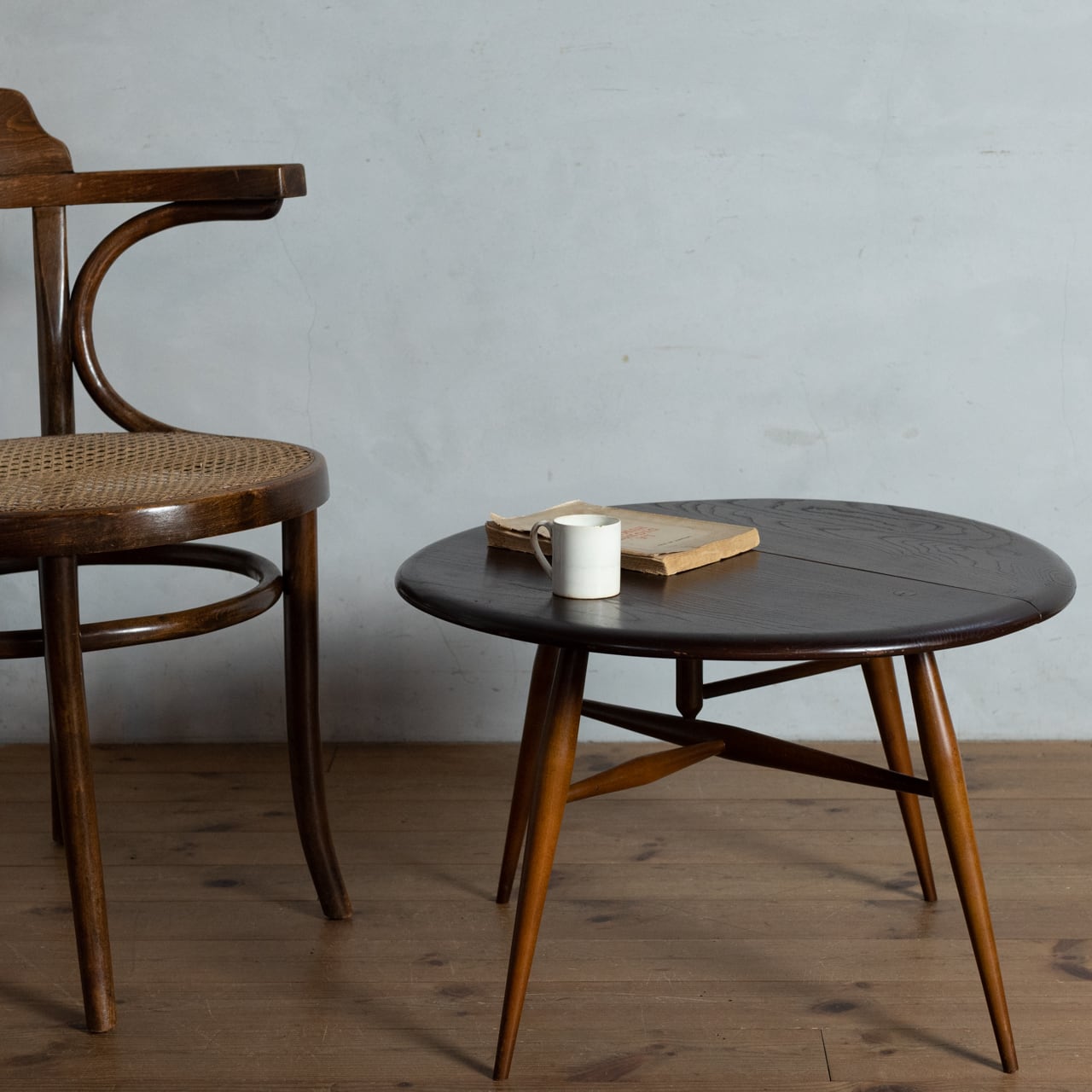 Ercol Coffee Table / アーコールコーヒーテーブル〈ハーフムーン