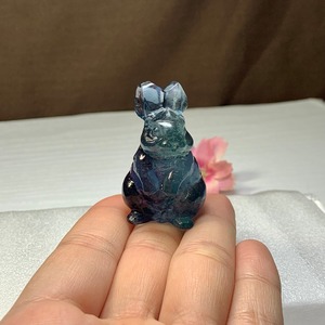 2.フローライトうさぎ・インテリア