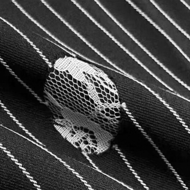 Pinstripe lace print long vest C1481