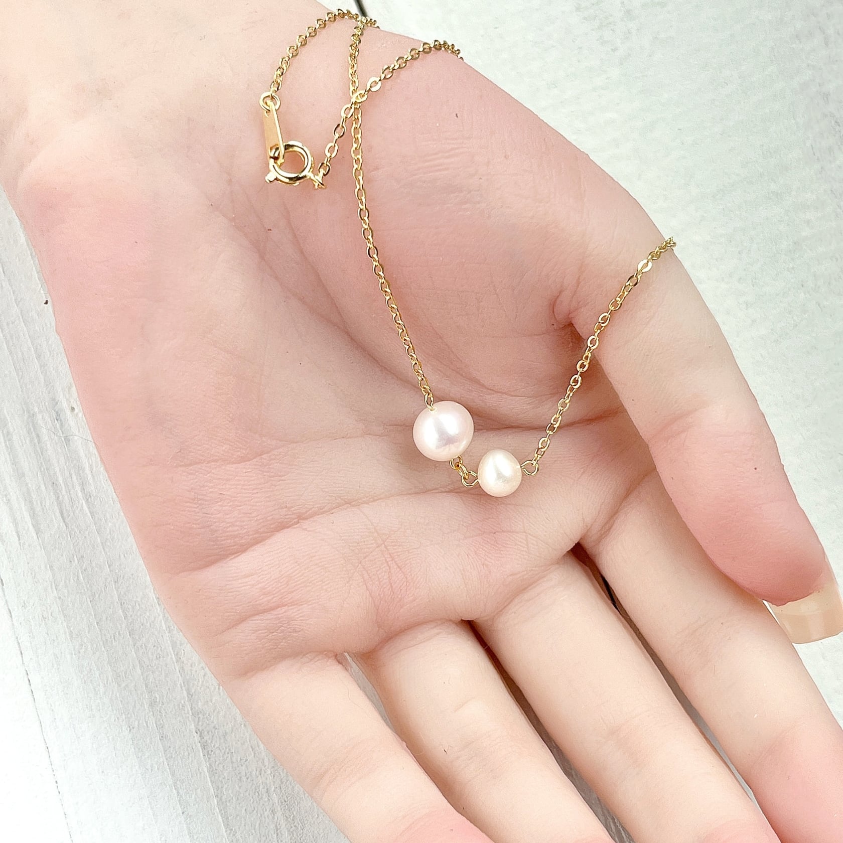 淡水真珠 8mm × 6mm バランスネックレス】真鍮 ゴールドメッキ 43cm