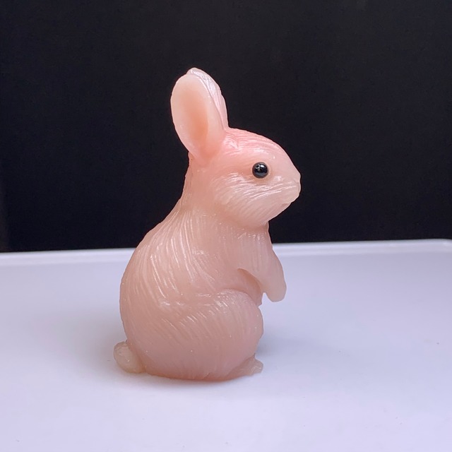 9.ピンクオパールうさぎ・インテリア