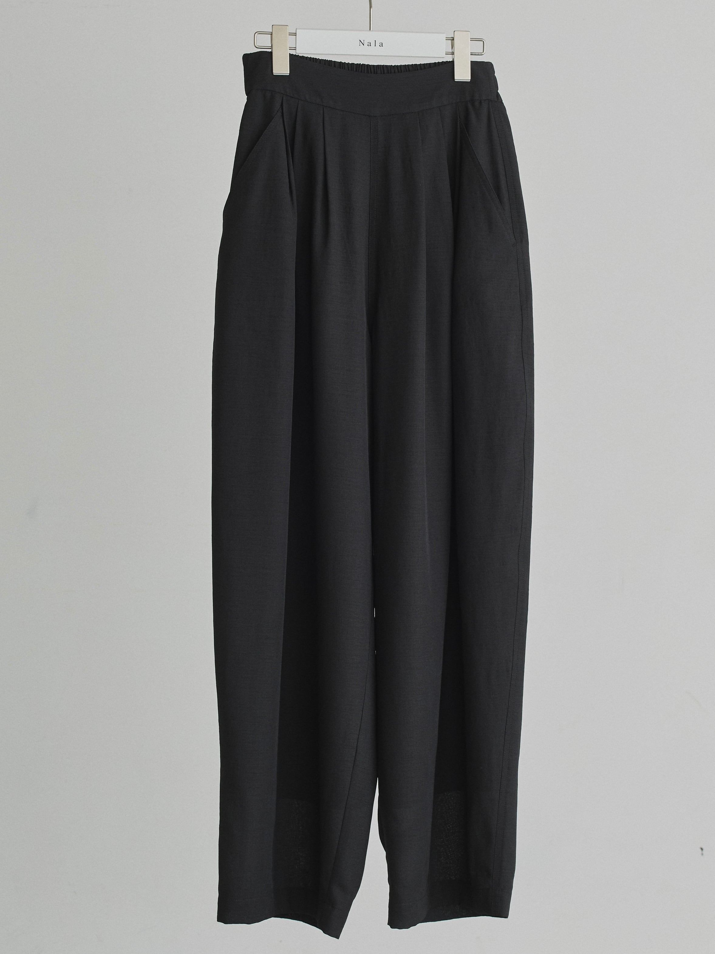 Nala Linen like balloon tops ブラック Nala Linen like balloon tops ブラック