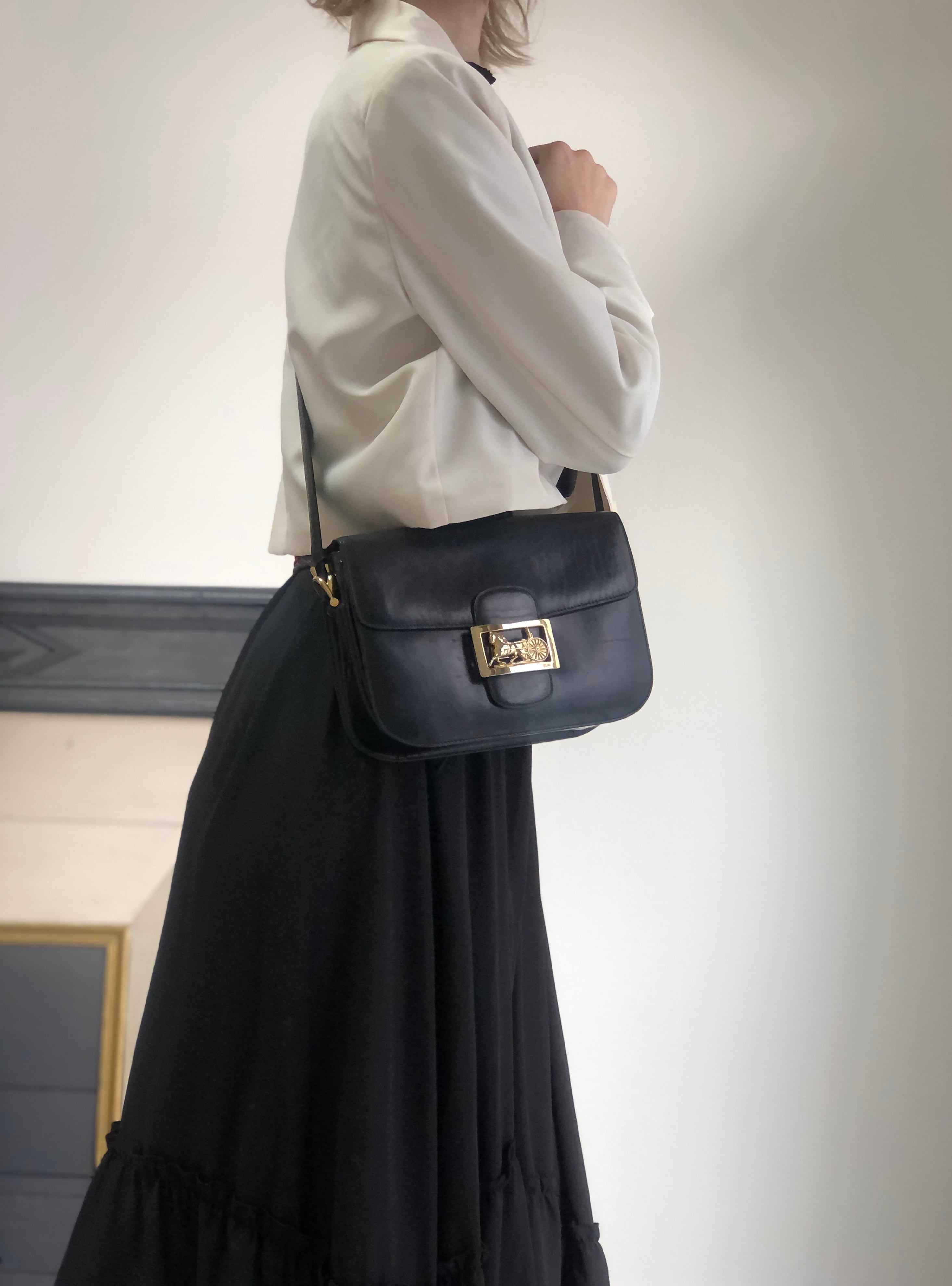 CELINE セリーヌ ショルダーバッグ ブラック 馬車 ホースキャリッジ レザー クロスボディ vintage ヴィンテージ オールド mimnwz