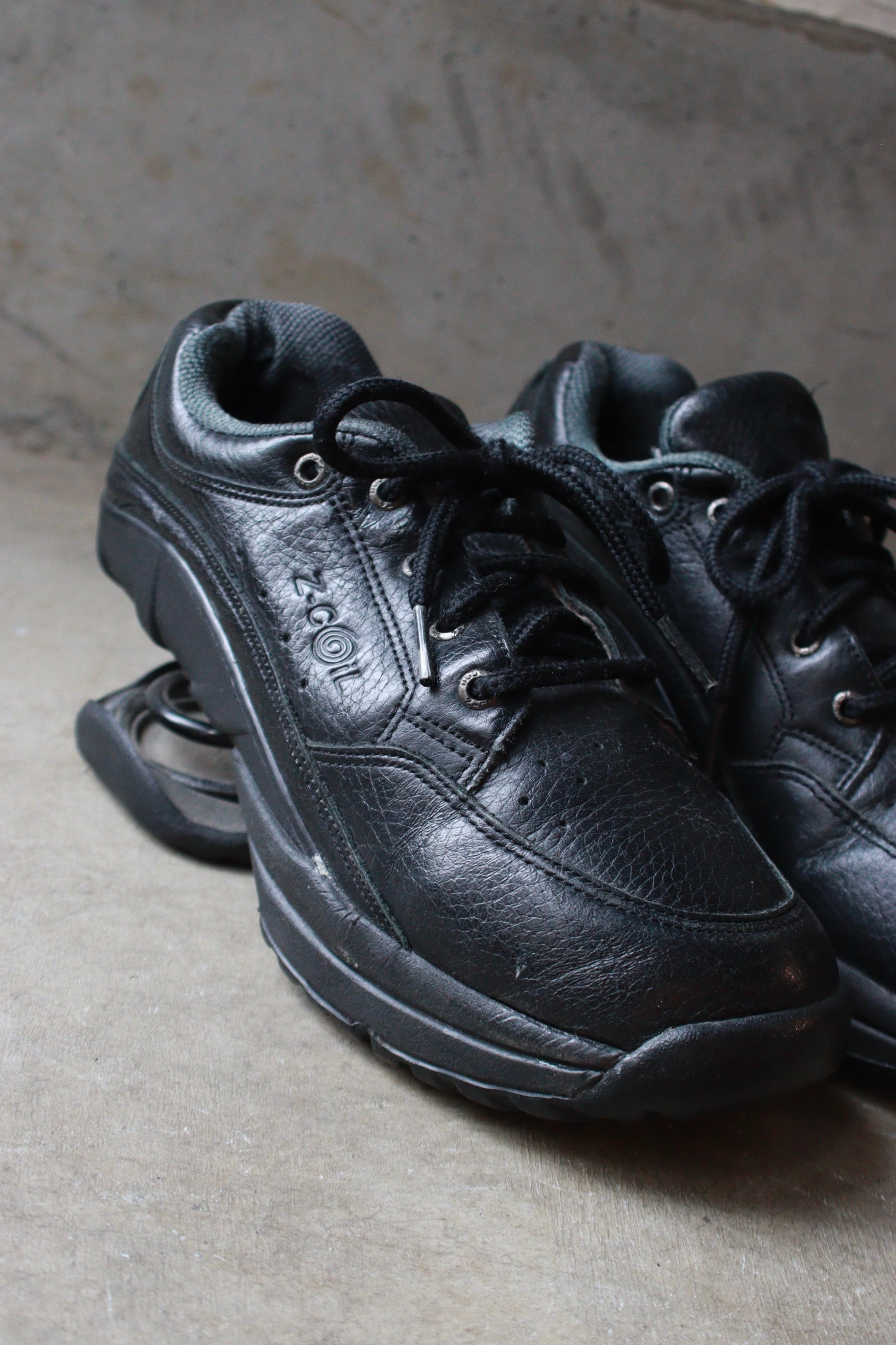 Z-Coil spring heel black leather shoes . US 7 / jpn 24cm . | snooze
