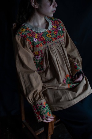 embroidery blouse