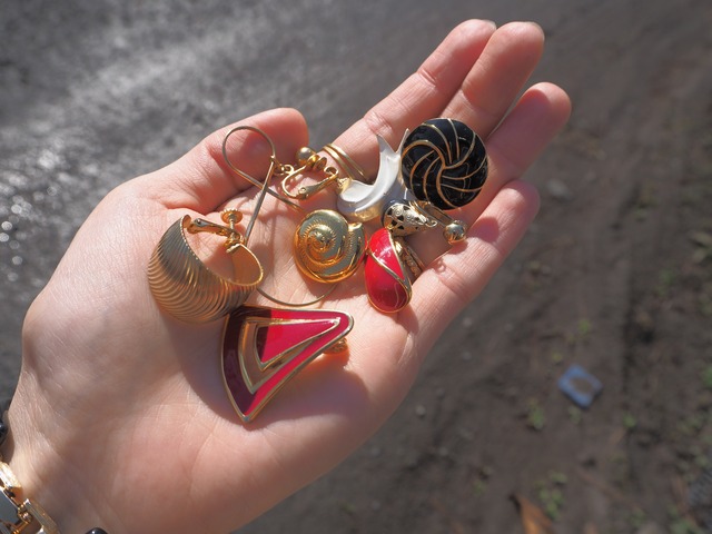 1980’s Vintage earring