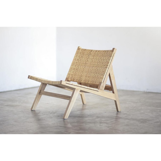 ラウンジチェア おしゃれ 北欧 ラタン アンティーク風 ヴィンテージ調 安楽椅子 レトロモダン チーク 天然木 木製