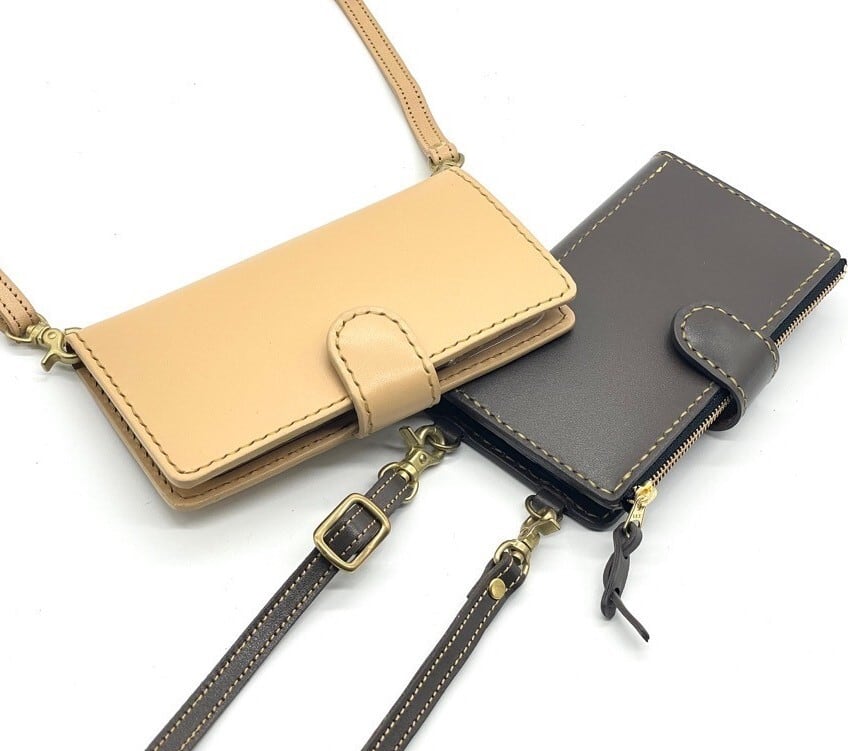 22色から選べる・全機種対応・名入れ対応】パッチワーク 革製手帳型