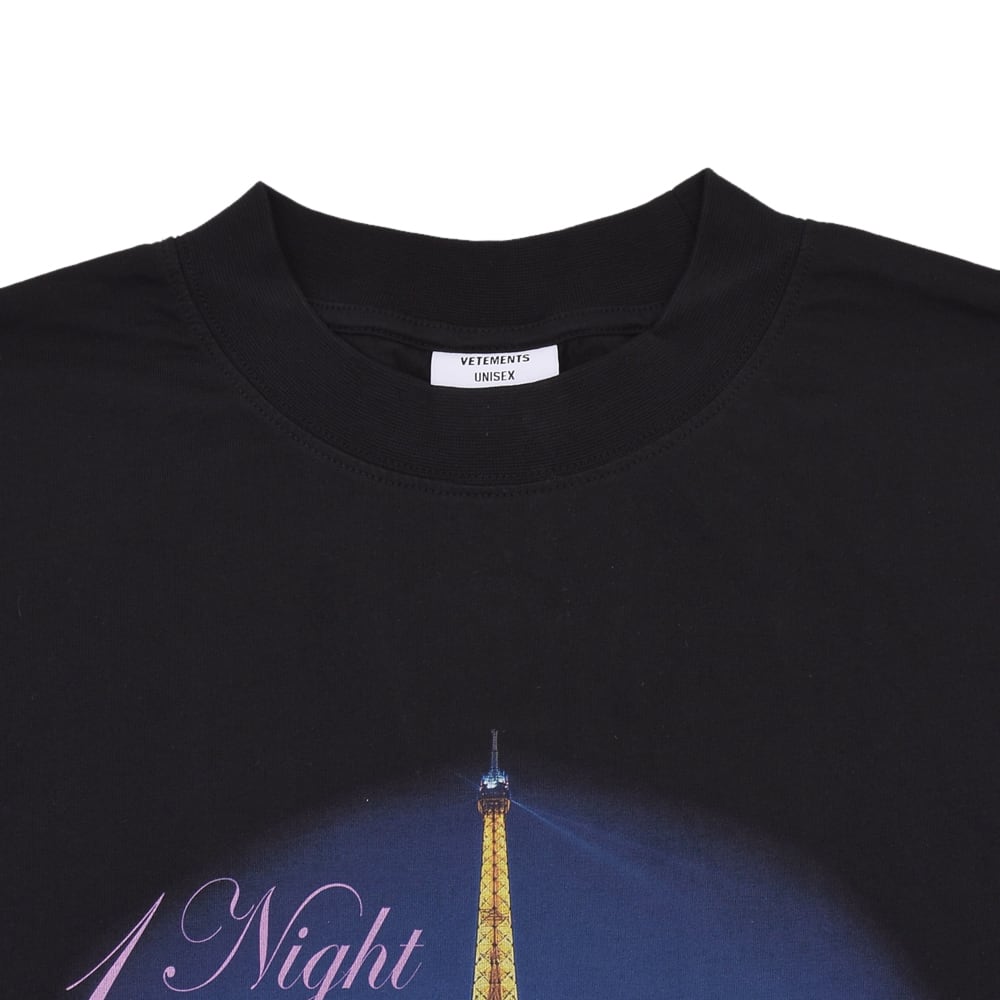 VETEMENTS】NIGHT IN PARIS OVERSIZED T-SHIRT | AYIN