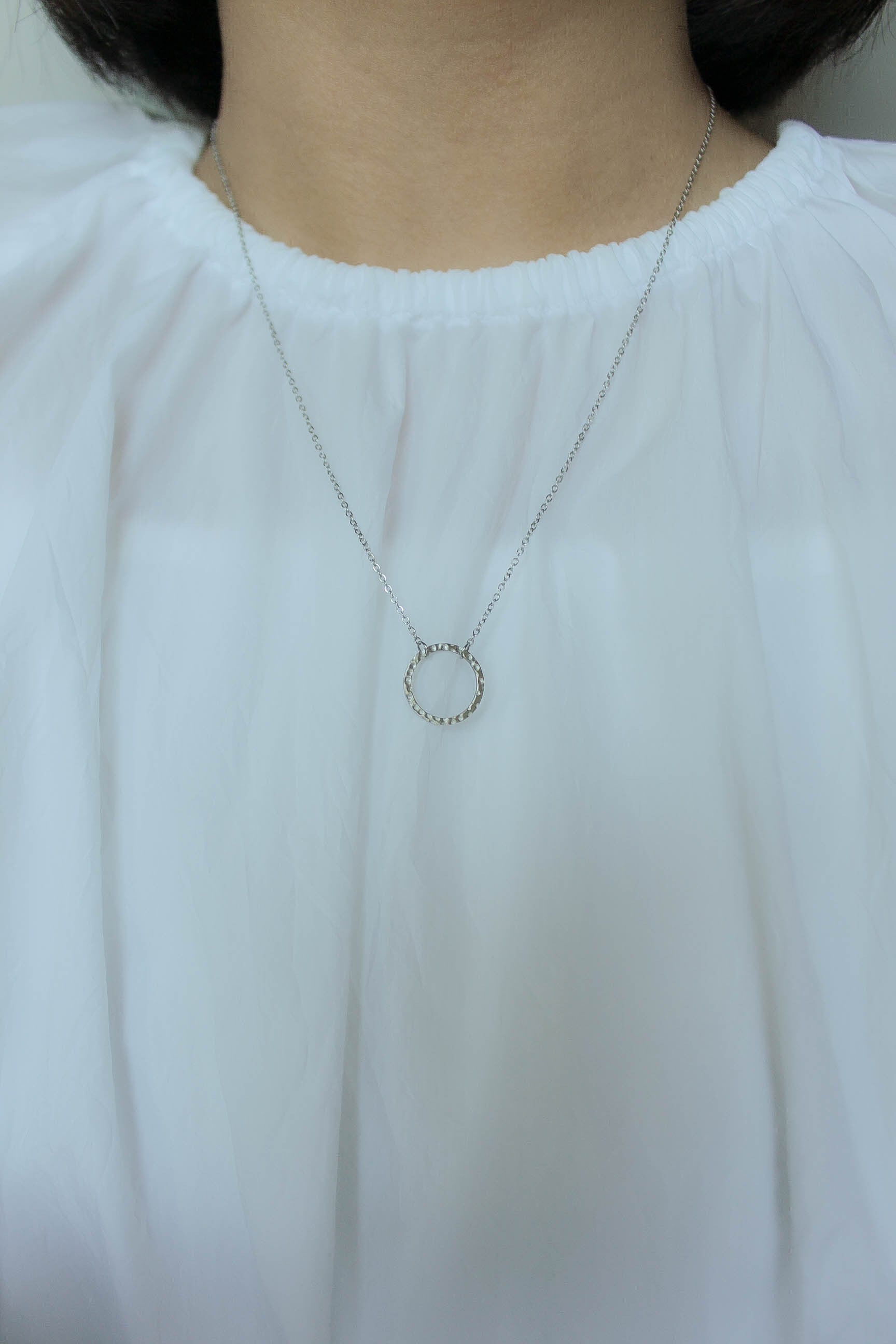 Anneau Motif Necklace | 金属アレルギー対応のアクセサリー ebine