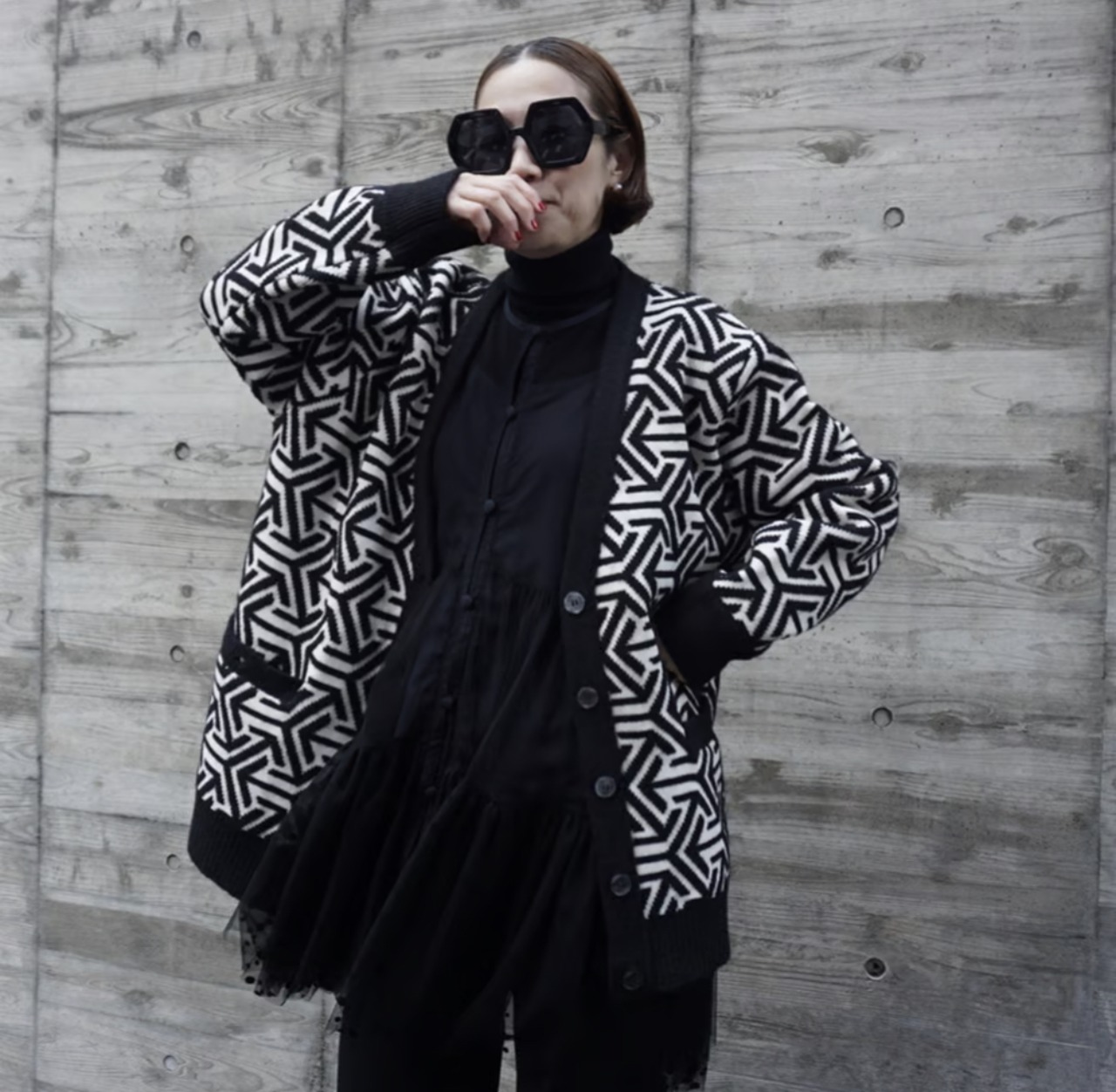 THOMAS MAGPIE 】四方八方 ニットカーディガン (2243706) | LARACROFT 