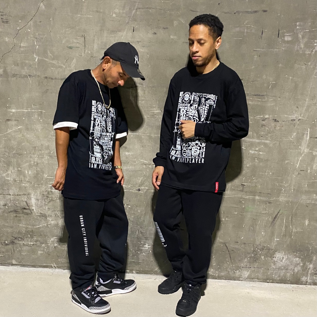 iv Classic MixTape T-Shirt / BLACK