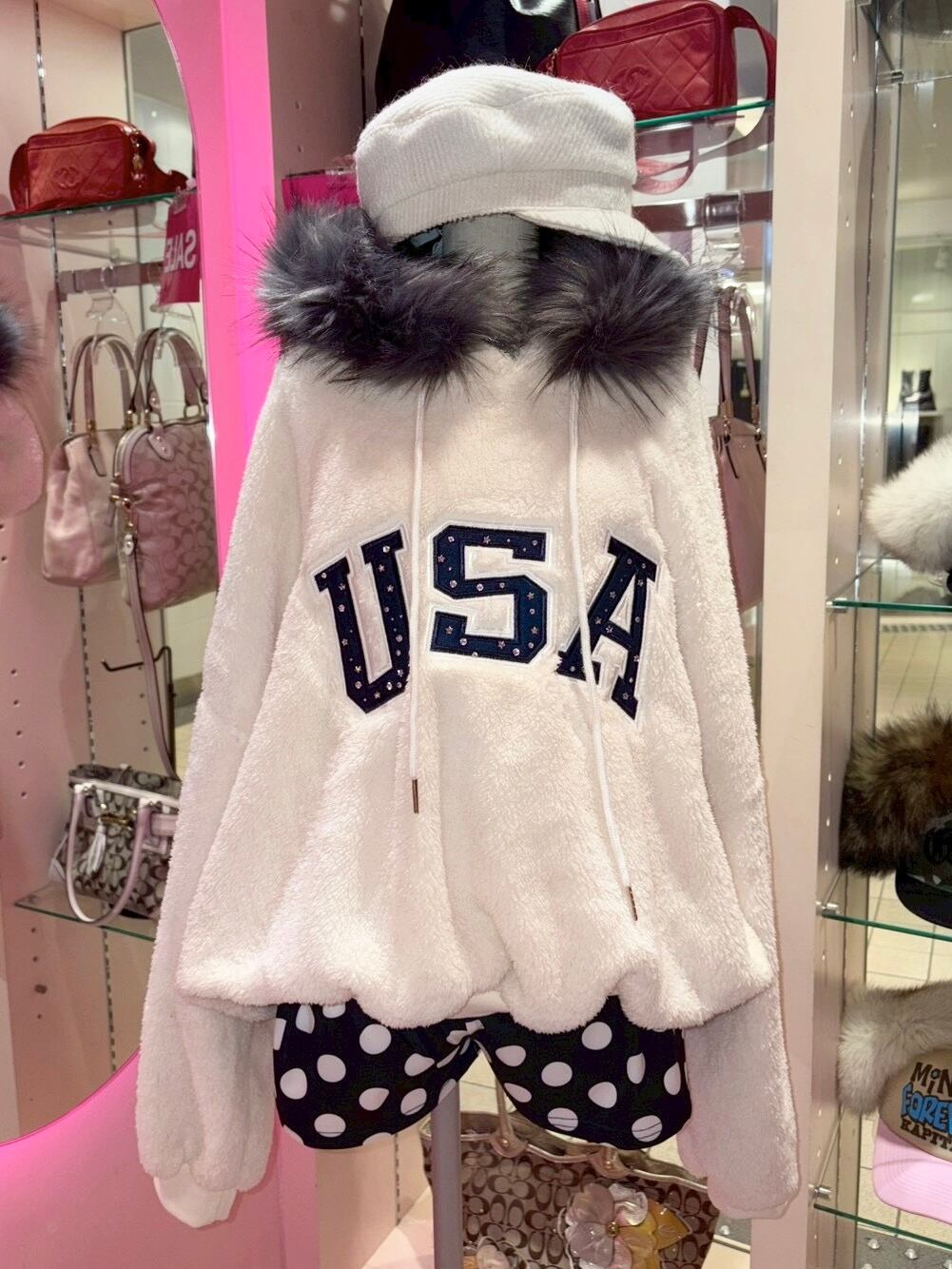 FUR | TSUKI BOUTIQUE